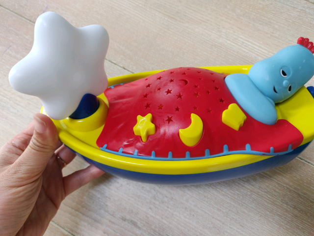 igglepiggle's bedtime boat